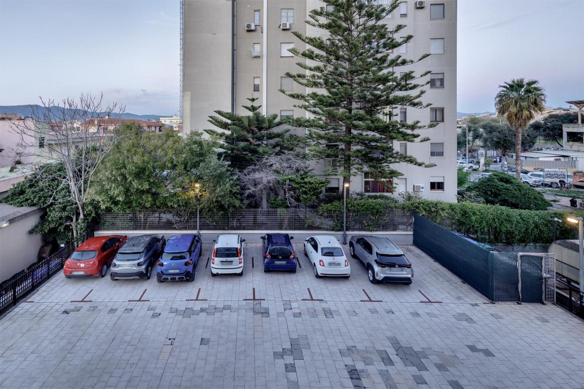 Best Western Hotel Residence Italia Quartu SantʼElena Εξωτερικό φωτογραφία