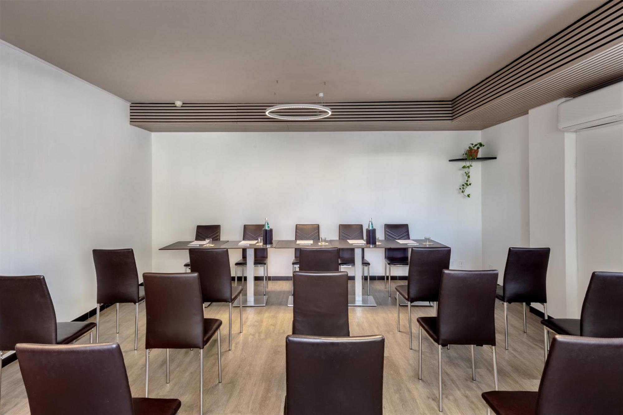 Best Western Hotel Residence Italia Quartu SantʼElena Εξωτερικό φωτογραφία